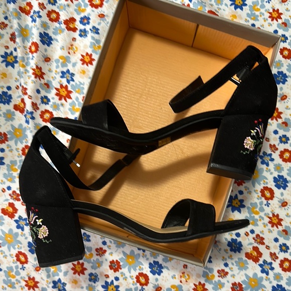 CL JENLLE 3 inch chunky heels - Picture 4 of 4